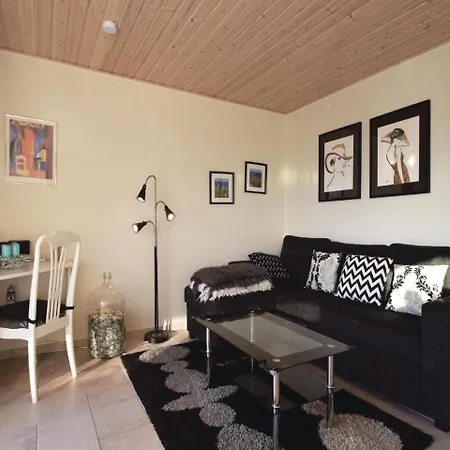 Two-bedroom Holiday In Tranekar * Tranekær